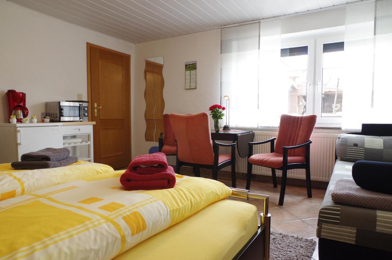 Schirgiswalde-Kirschau Gaestehaus Gaens - Ferienzimmer מראה חיצוני תמונה