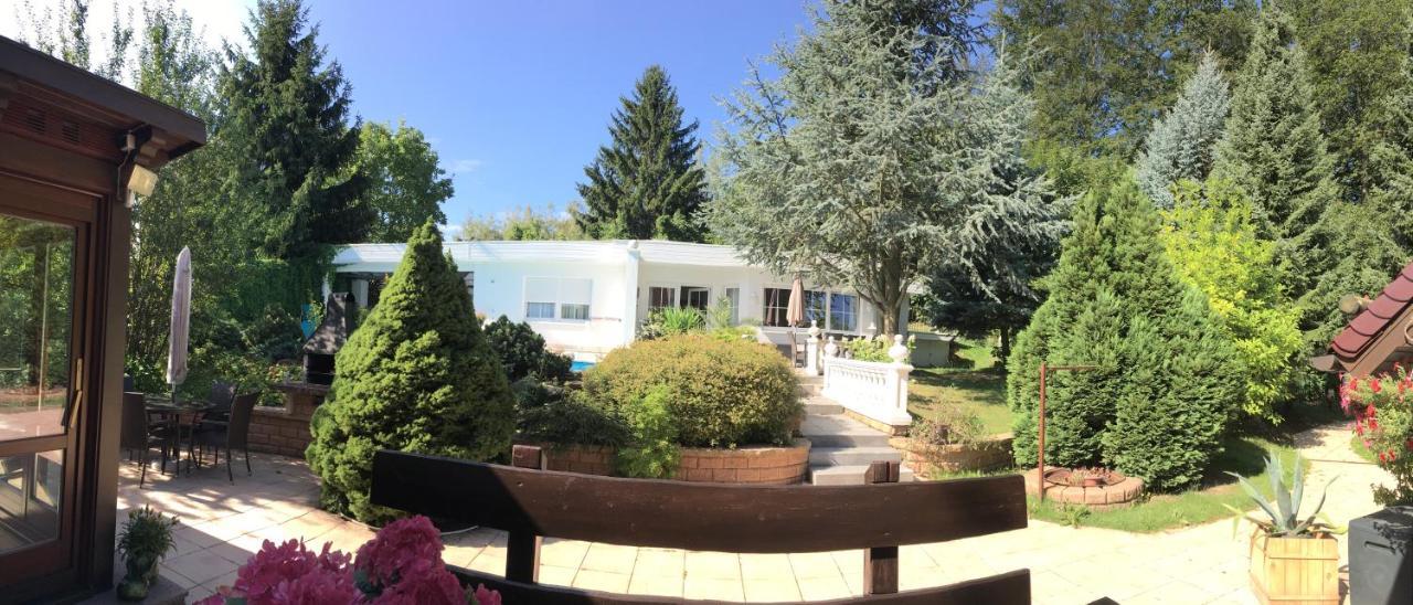 Schirgiswalde-Kirschau Gaestehaus Gaens - Ferienzimmer מראה חיצוני תמונה